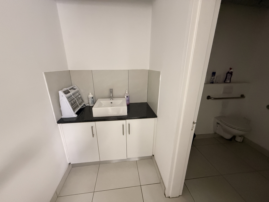 To Let commercial Property for Rent in Rivergate Western Cape